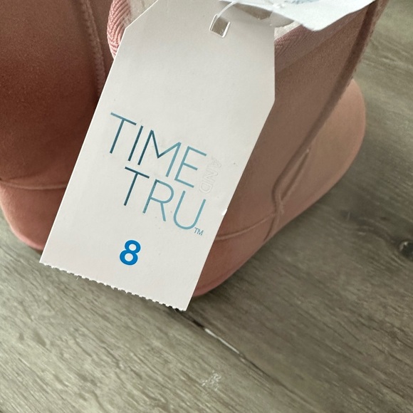 Time and Tru Pink Winter Boots - Picture 7 of 8